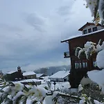 Gazteategi Bed & Breakfast *