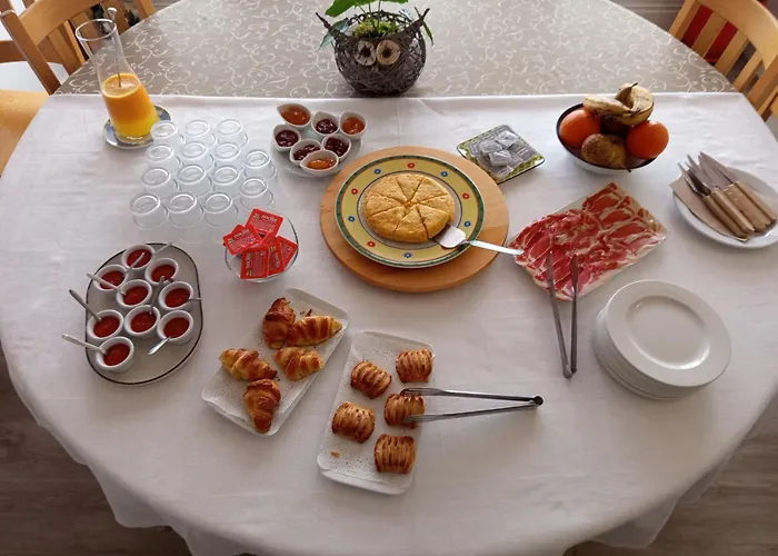 Gazteategi Bed & Breakfast *