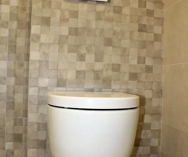 Gazteategi Bed & Breakfast *